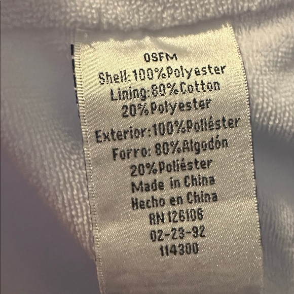 The Ritz Carlton White Presidential Robe O/S - Picture 8 of 8